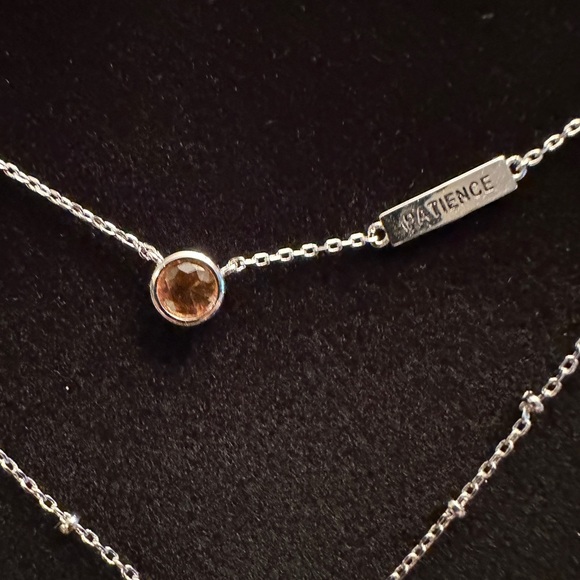 Harry Potter Hufflepuff house necklace - Picture 2 of 4